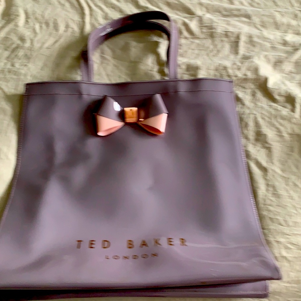 NWOT Ted Baker large handbag with bow detail.